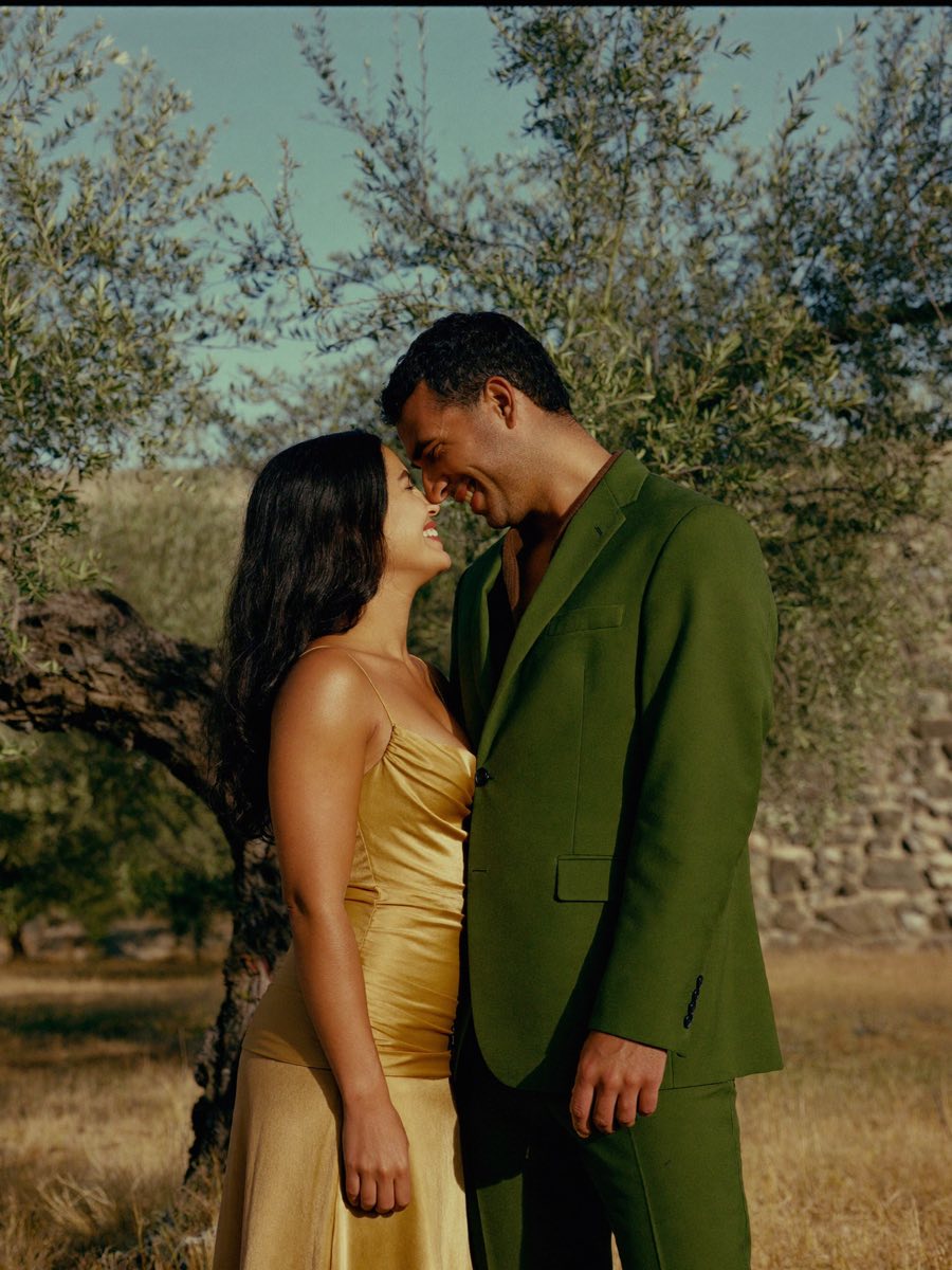 Regina y Emilio en el olivar